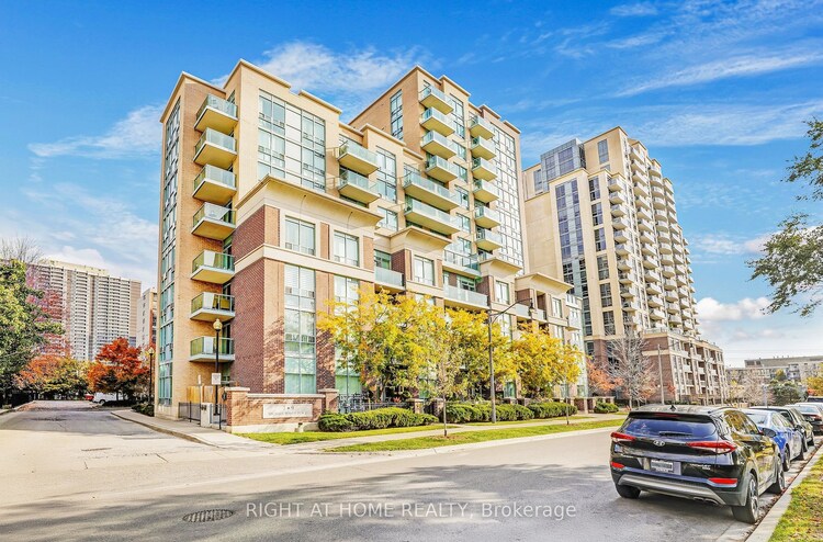 9 Michael Power Pl E, Toronto, Ontario, Islington-City Centre West