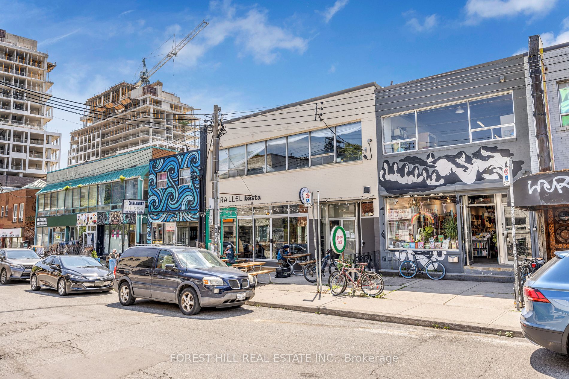 152 Augusta Ave, Toronto, Ontario