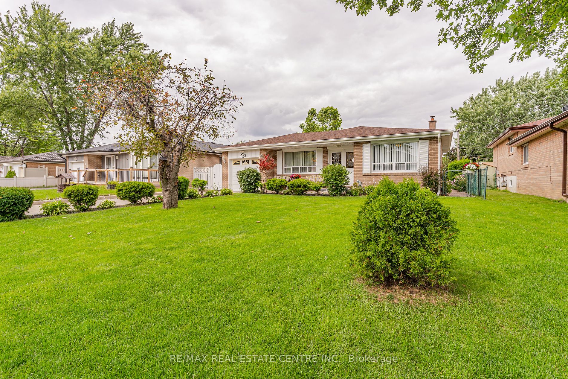 38 Basildon Cres, Brampton, Ontario, Avondale