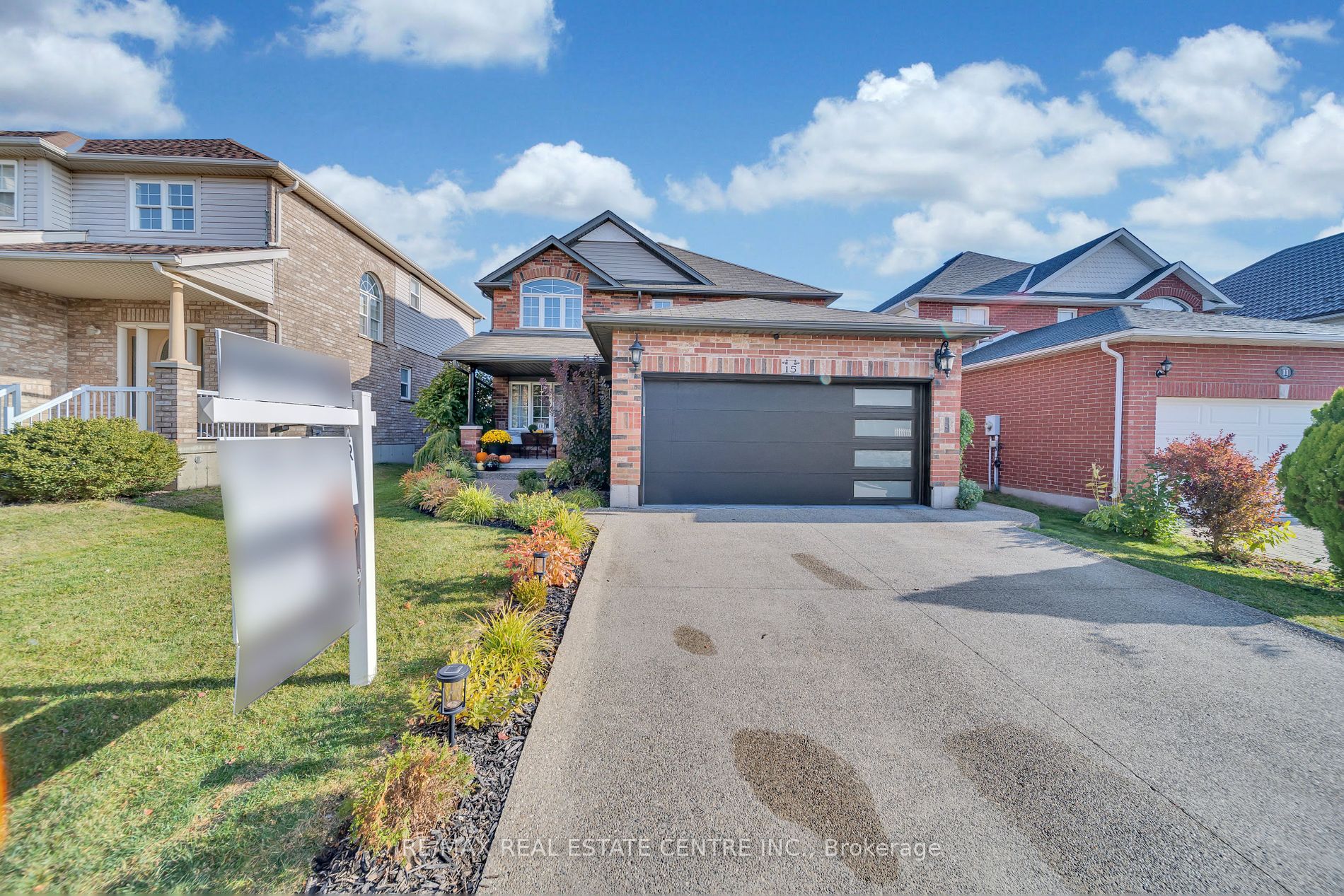 15 Yarrow Crt, Kitchener, Ontario, 