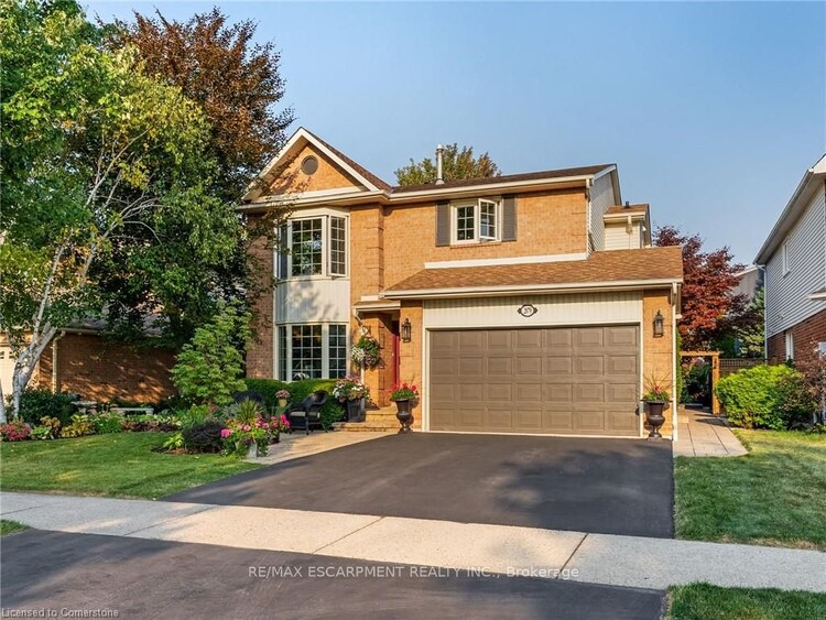 2079 Hunters Wood Dr, Burlington, Ontario, Headon