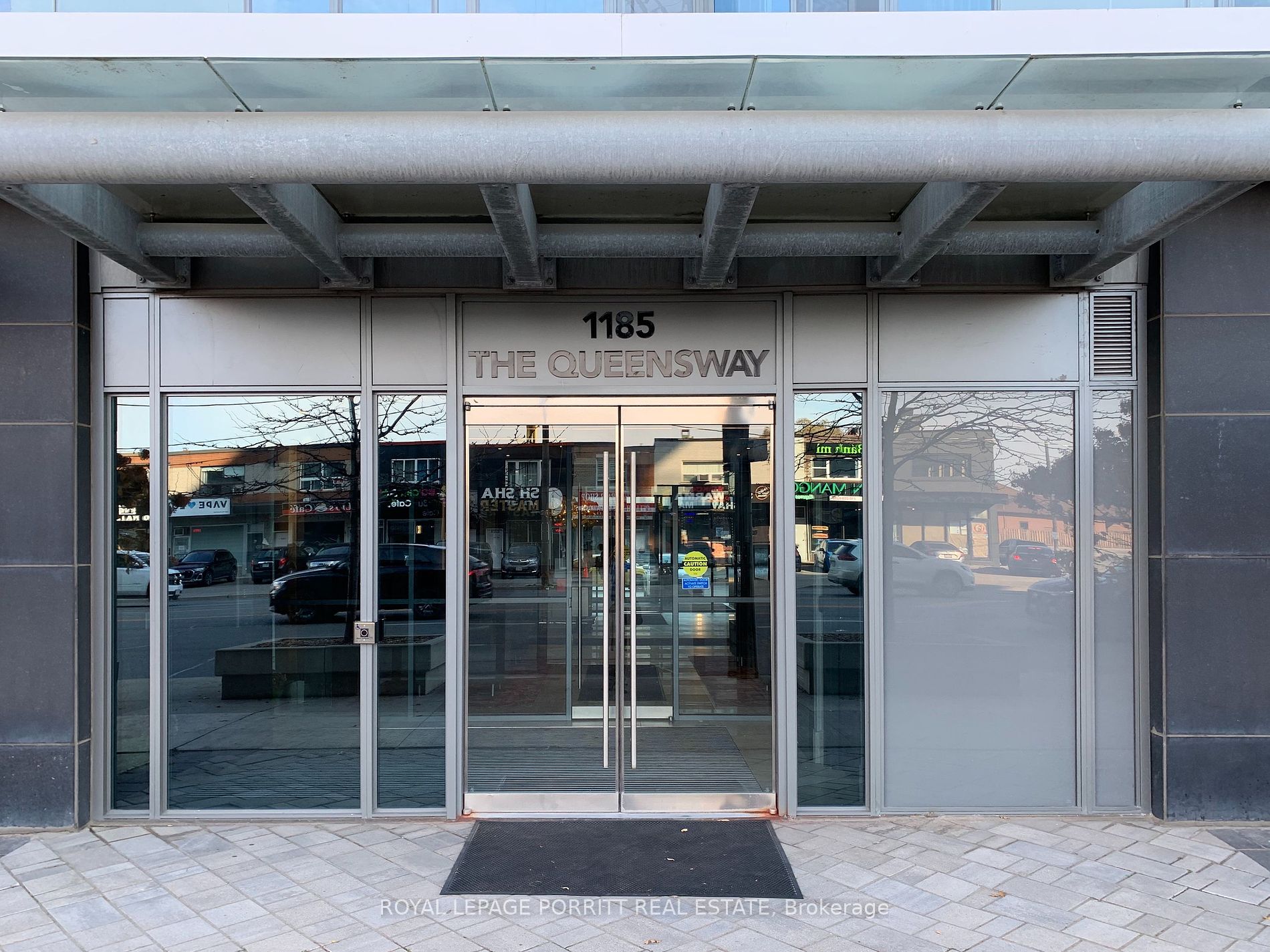 1185 The Queensway Way, Toronto, Ontario, Islington-City Centre West