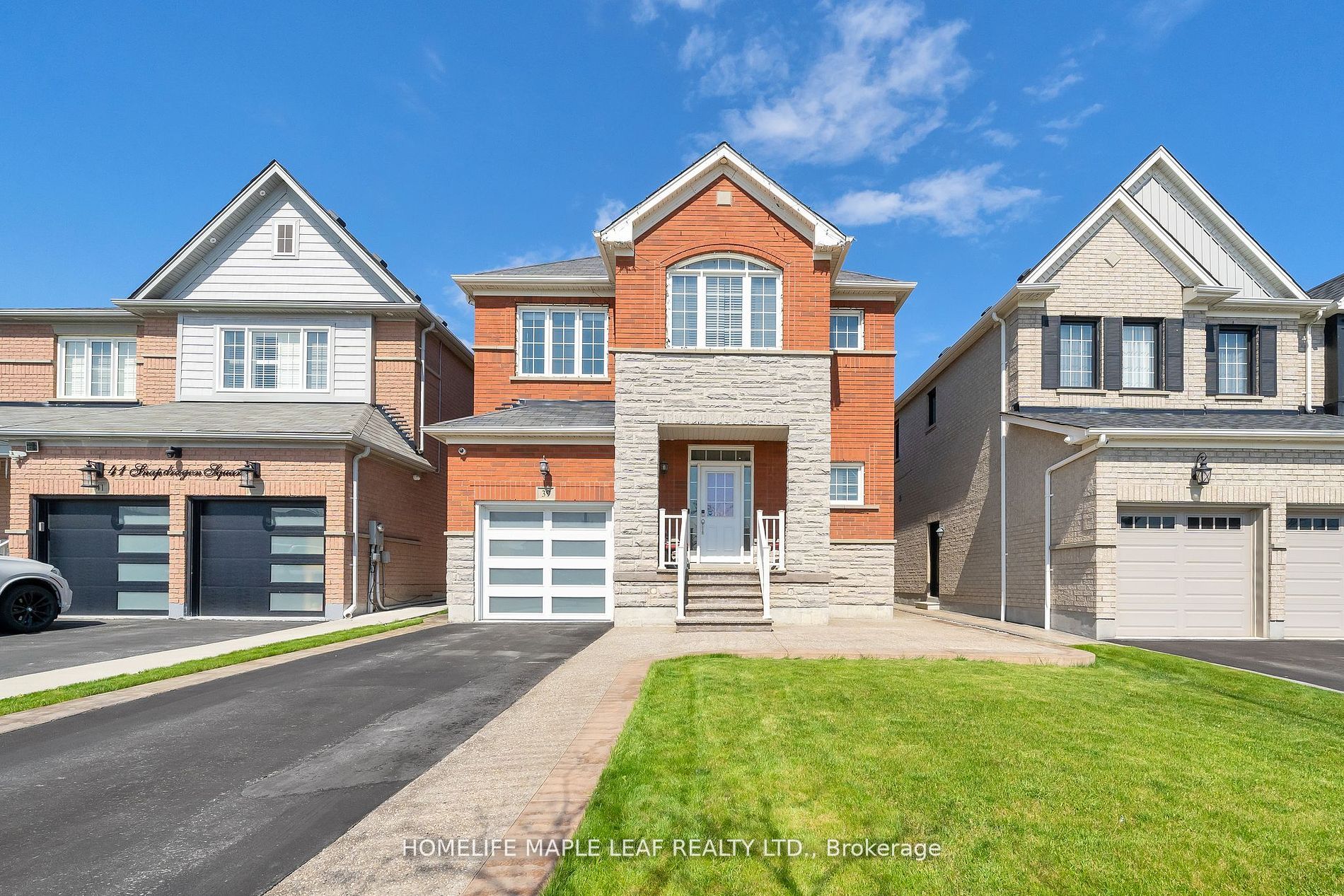 39 Snapdragon Sq, Brampton, Ontario, Bram East