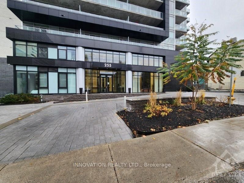 255 BAY St, Ottawa Centre, Ontario, 4102 - Ottawa Centre