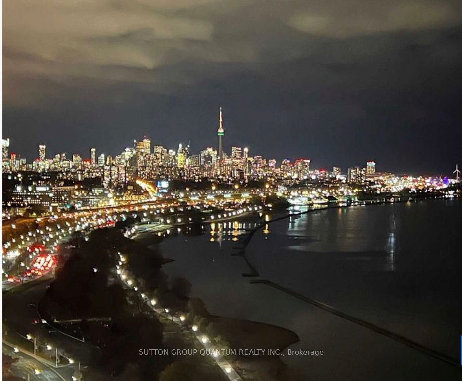 1928 Lakeshore Blvd W, Toronto, Ontario, High Park-Swansea