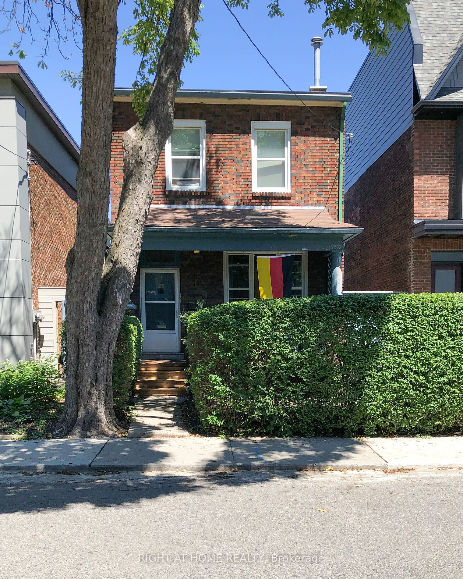 109 Lippincott St, Toronto, Ontario, Palmerston-Little Italy