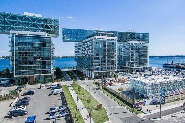 29 Queens Quay E, Toronto, Ontario, Waterfront Communities C1