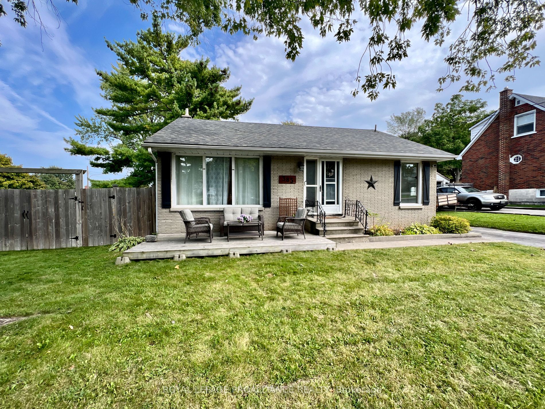 385 Dufferin Ave, Belleville, Ontario, 