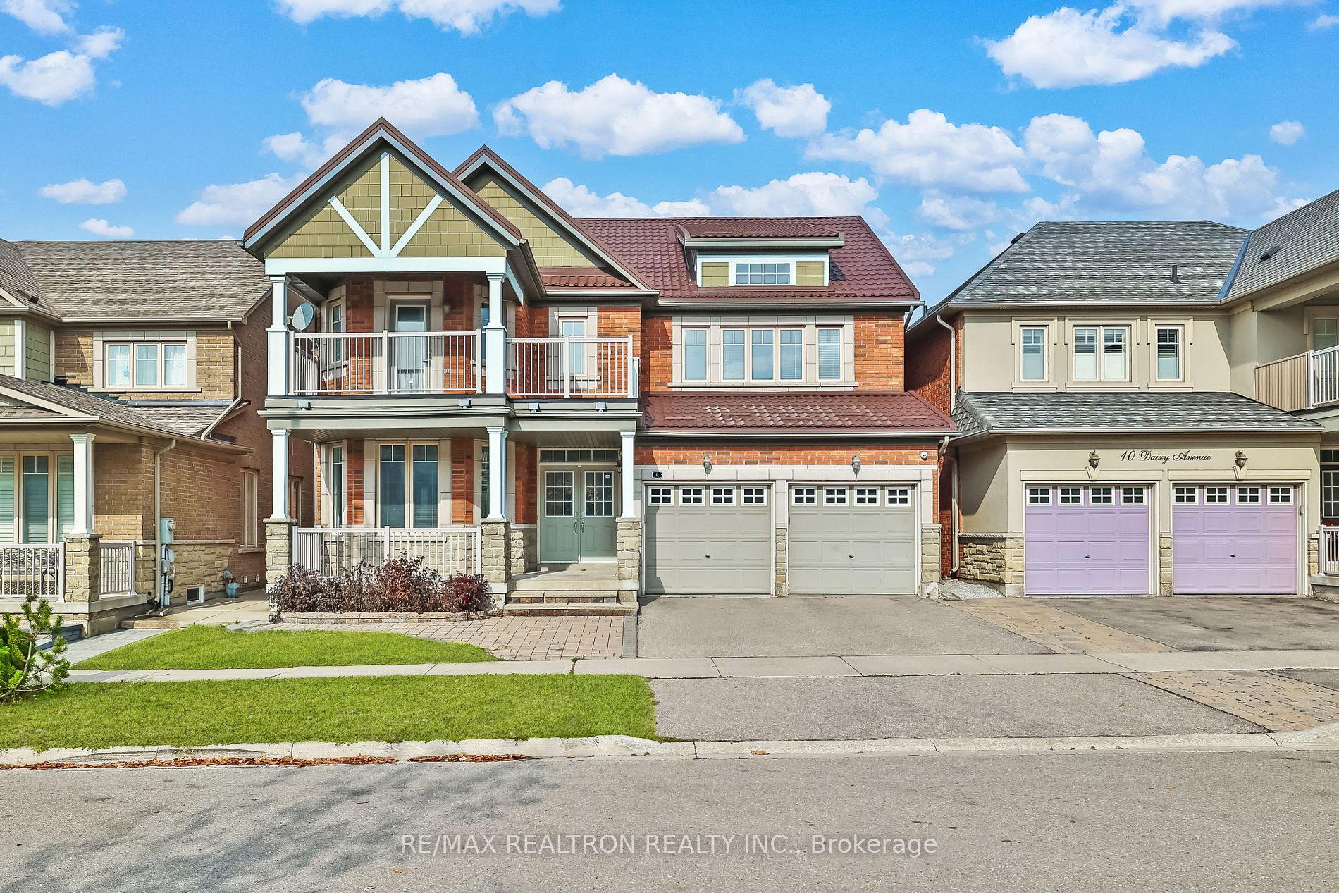 8 Dairy Ave, Richmond Hill, Ontario, Oak Ridges