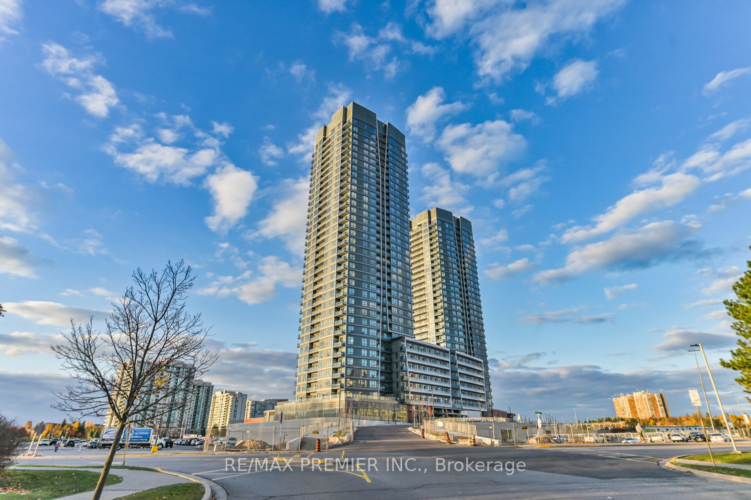 30 Upper Mall Way, Vaughan, Ontario, Brownridge