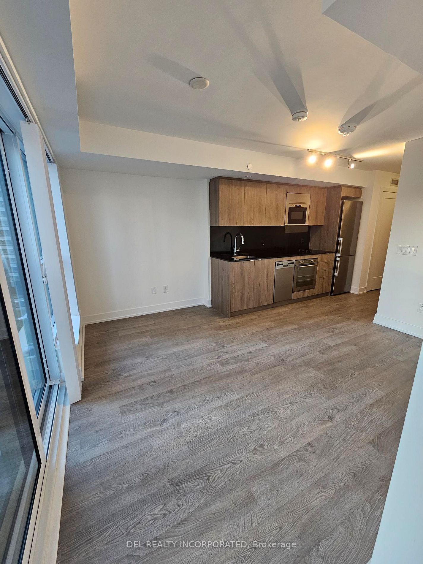 5 Mabelle Ave, Toronto, Ontario, Islington-City Centre West