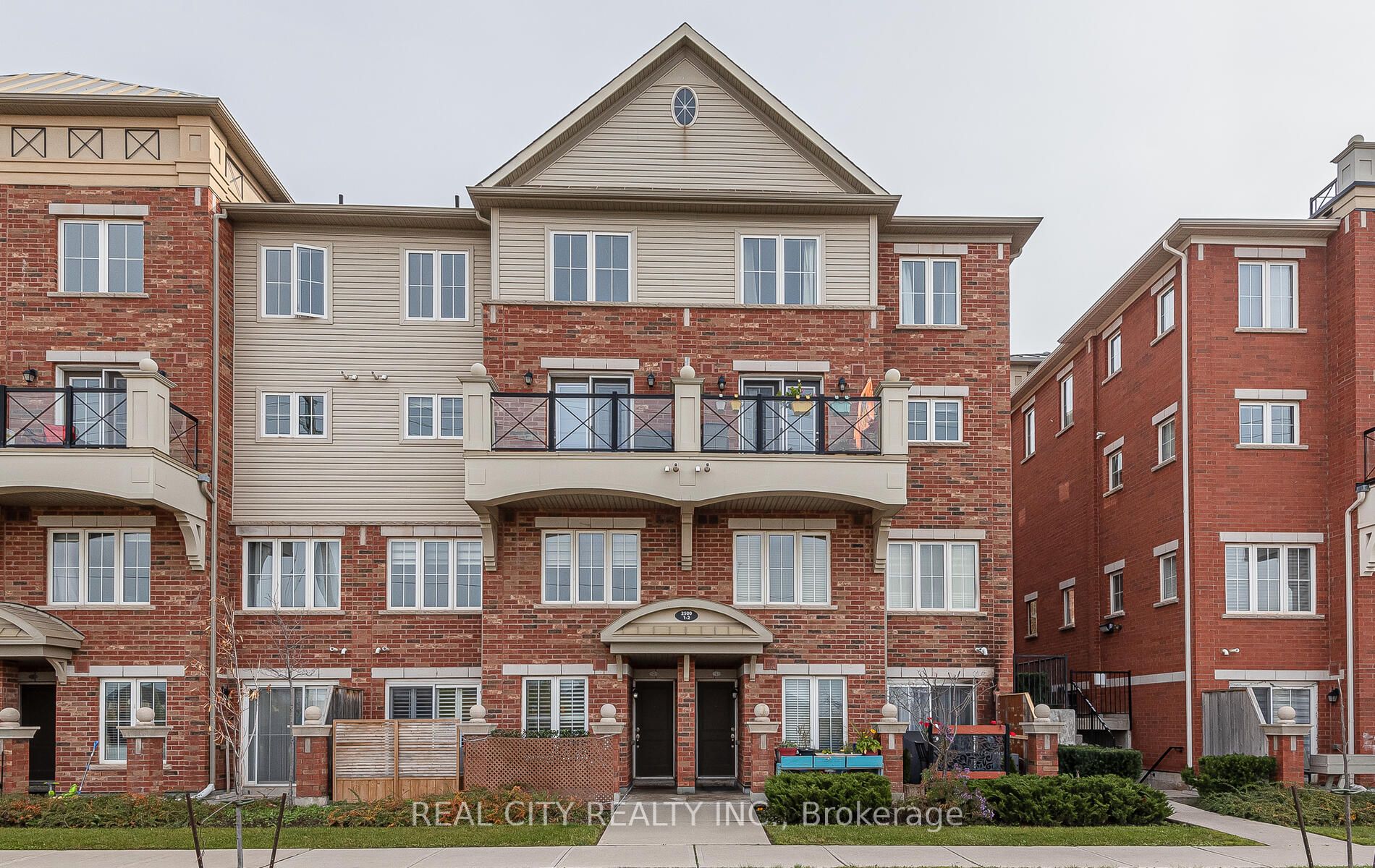 2500 Post Rd, Oakville, Ontario, Uptown Core