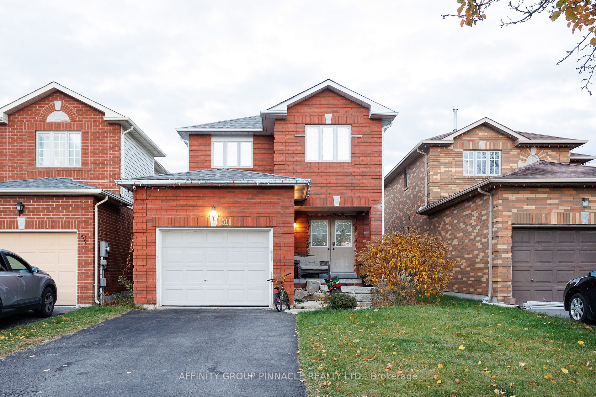 1511 Fieldgate Dr, Oshawa, Ontario, Samac