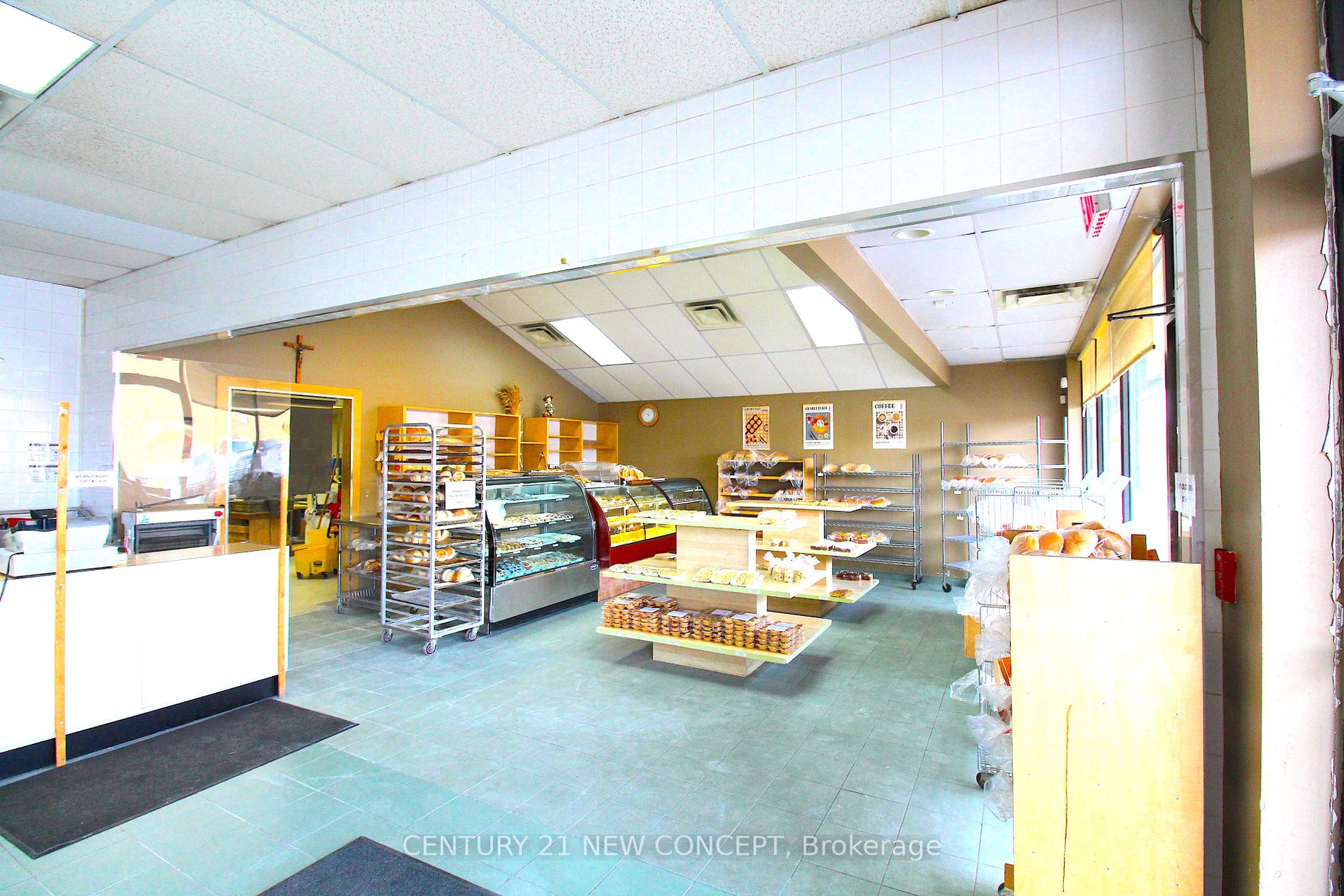 1427 HWY 2, Clarington, Ontario, Courtice