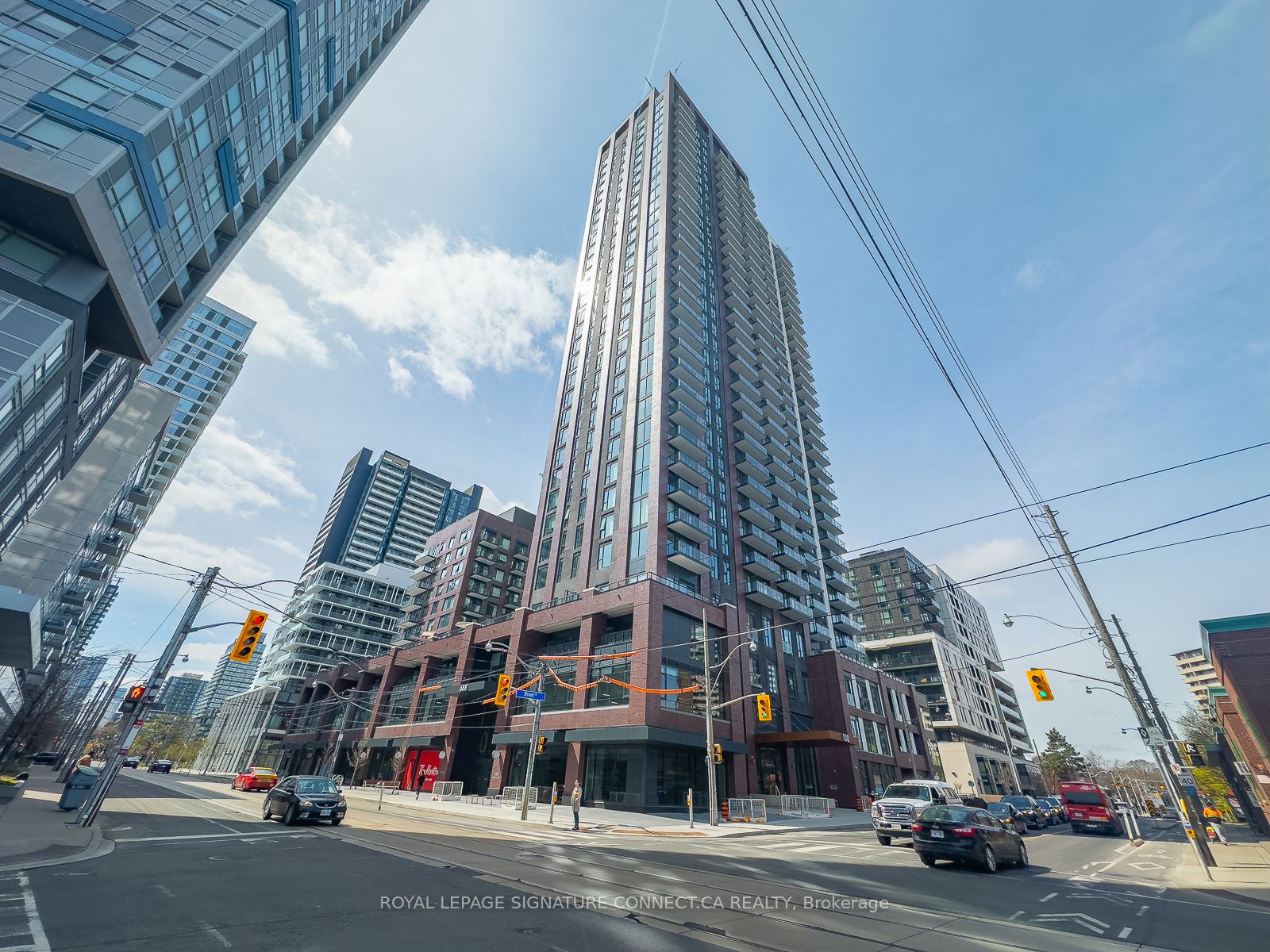 130 River St, Toronto, Ontario, Regent Park