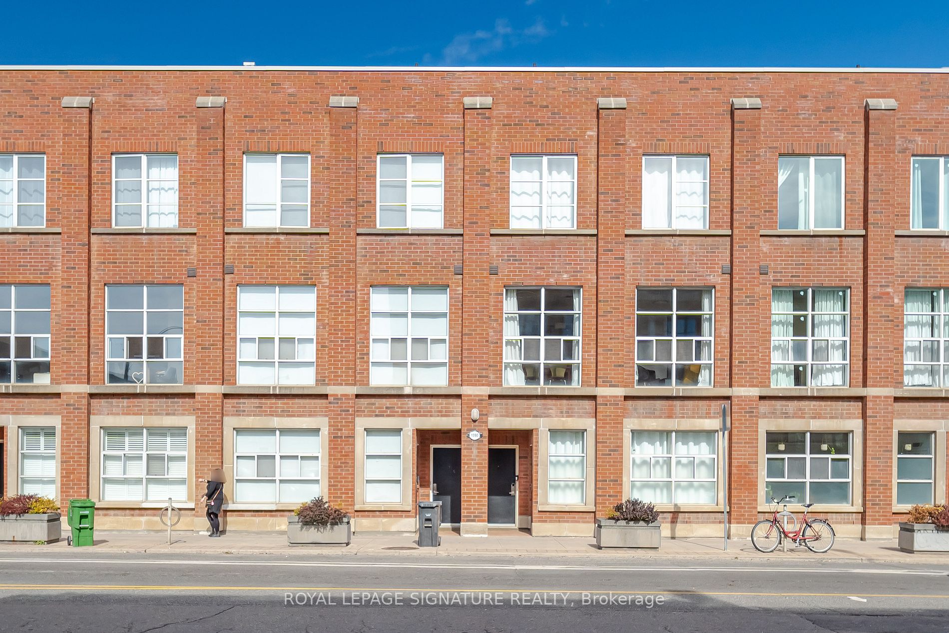 1390 Bloor St W, Toronto, Ontario, Dovercourt-Wallace Emerson-Junction