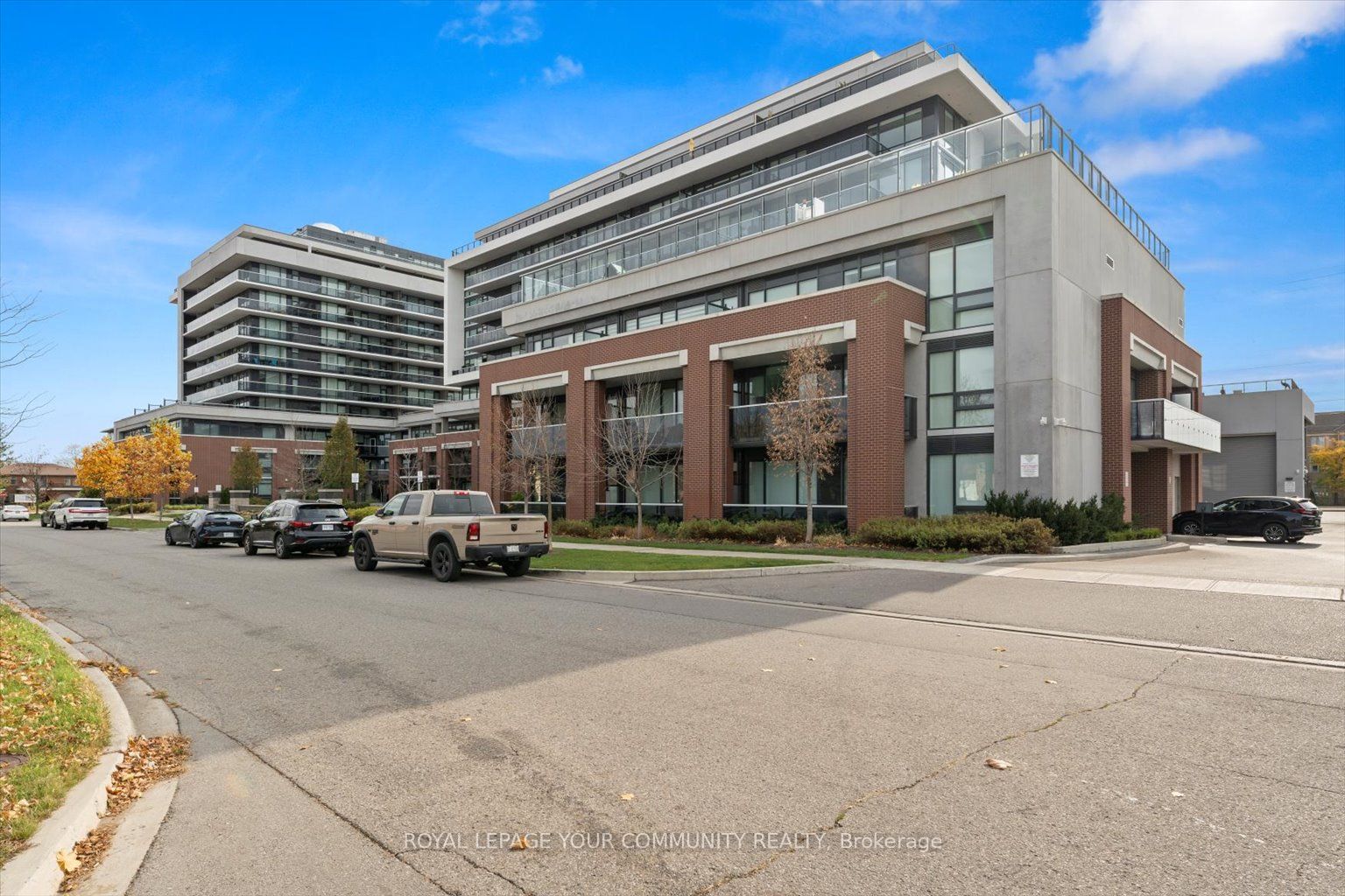 4800 Highway 7, Vaughan, Ontario, West Woodbridge