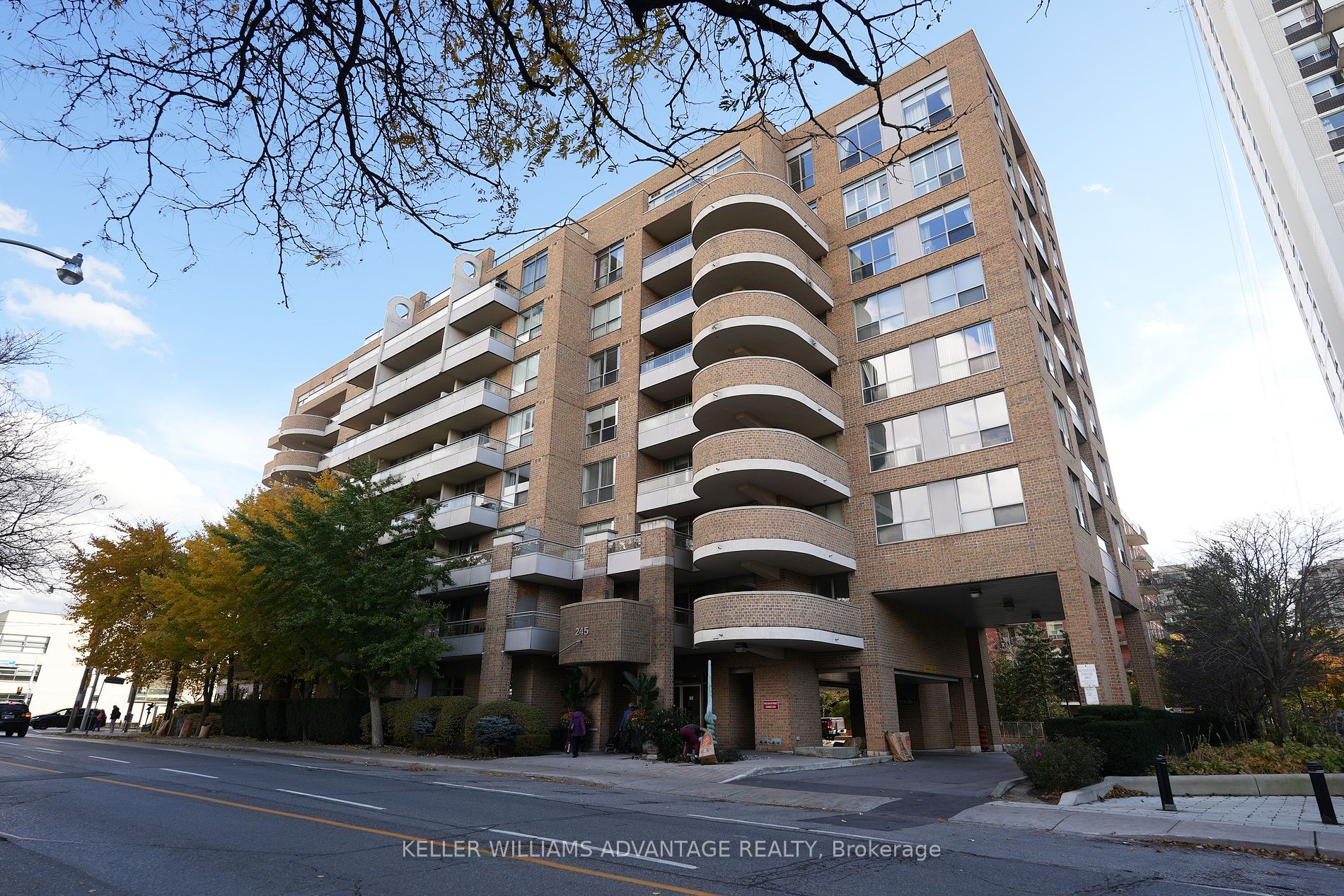 245 Davisville Ave, Toronto, Ontario, Mount Pleasant West