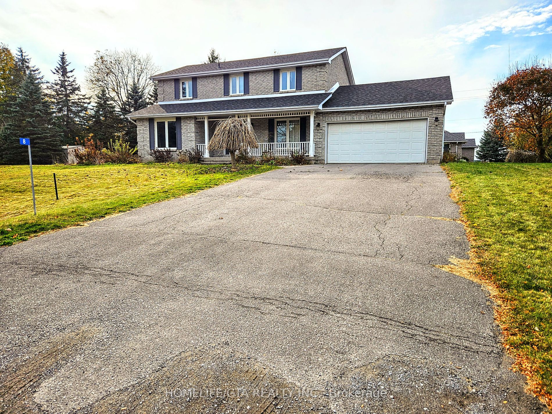 8 Kaiser Crt, Belleville, Ontario, 