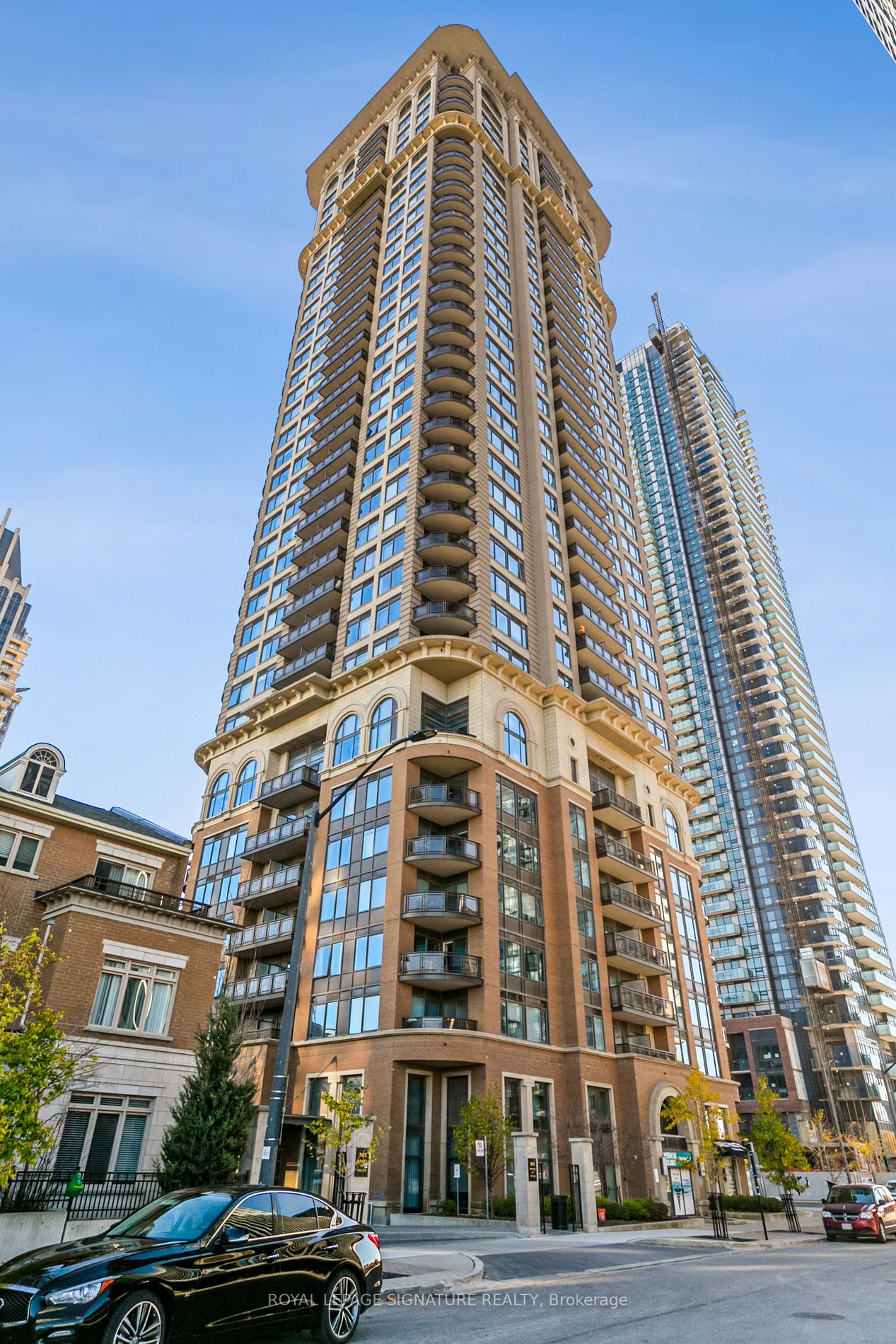 385 Prince of Wales Dr, Mississauga, Ontario, City Centre