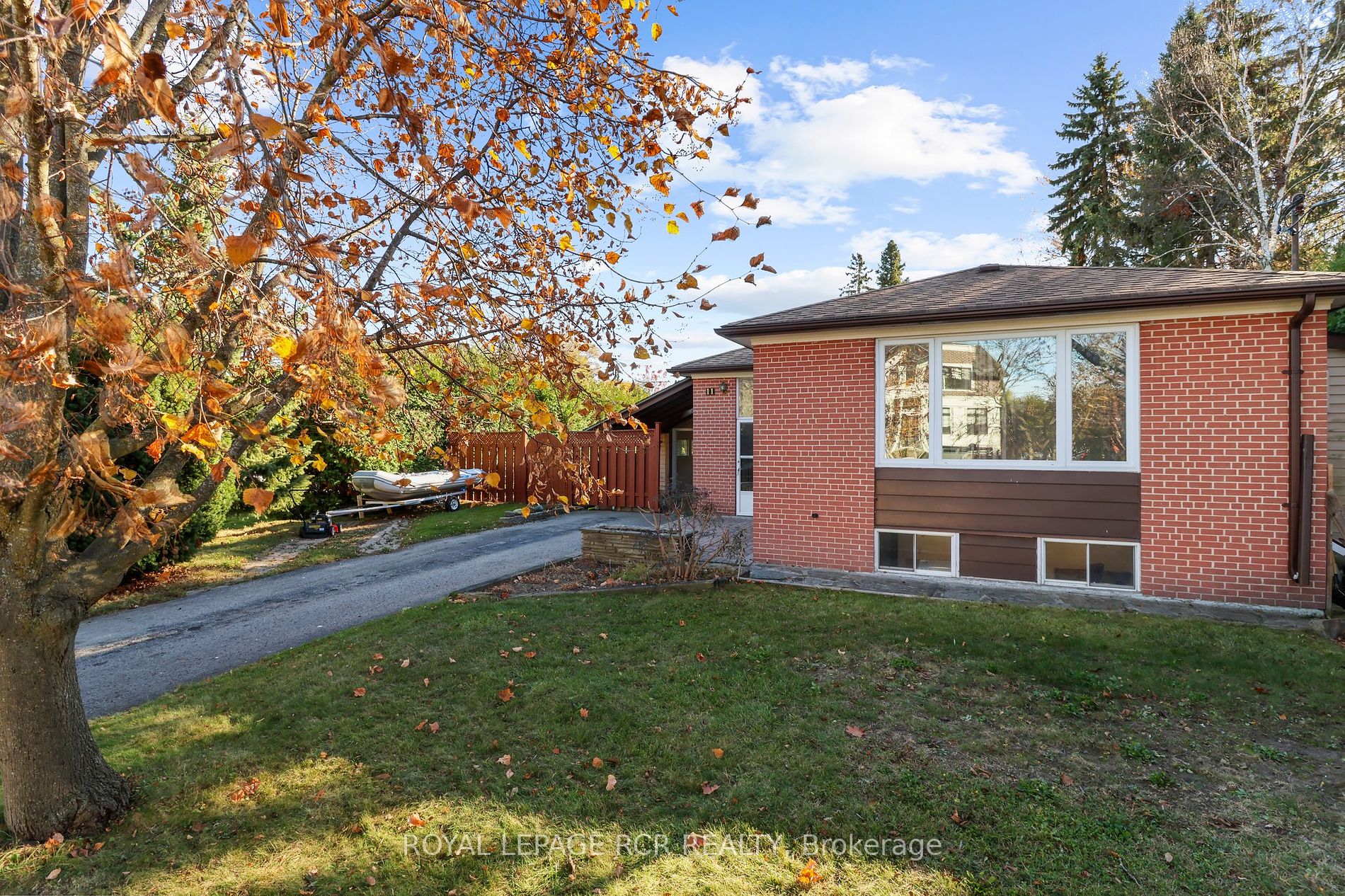 11 Johnson Rd, Aurora, Ontario, Aurora Highlands