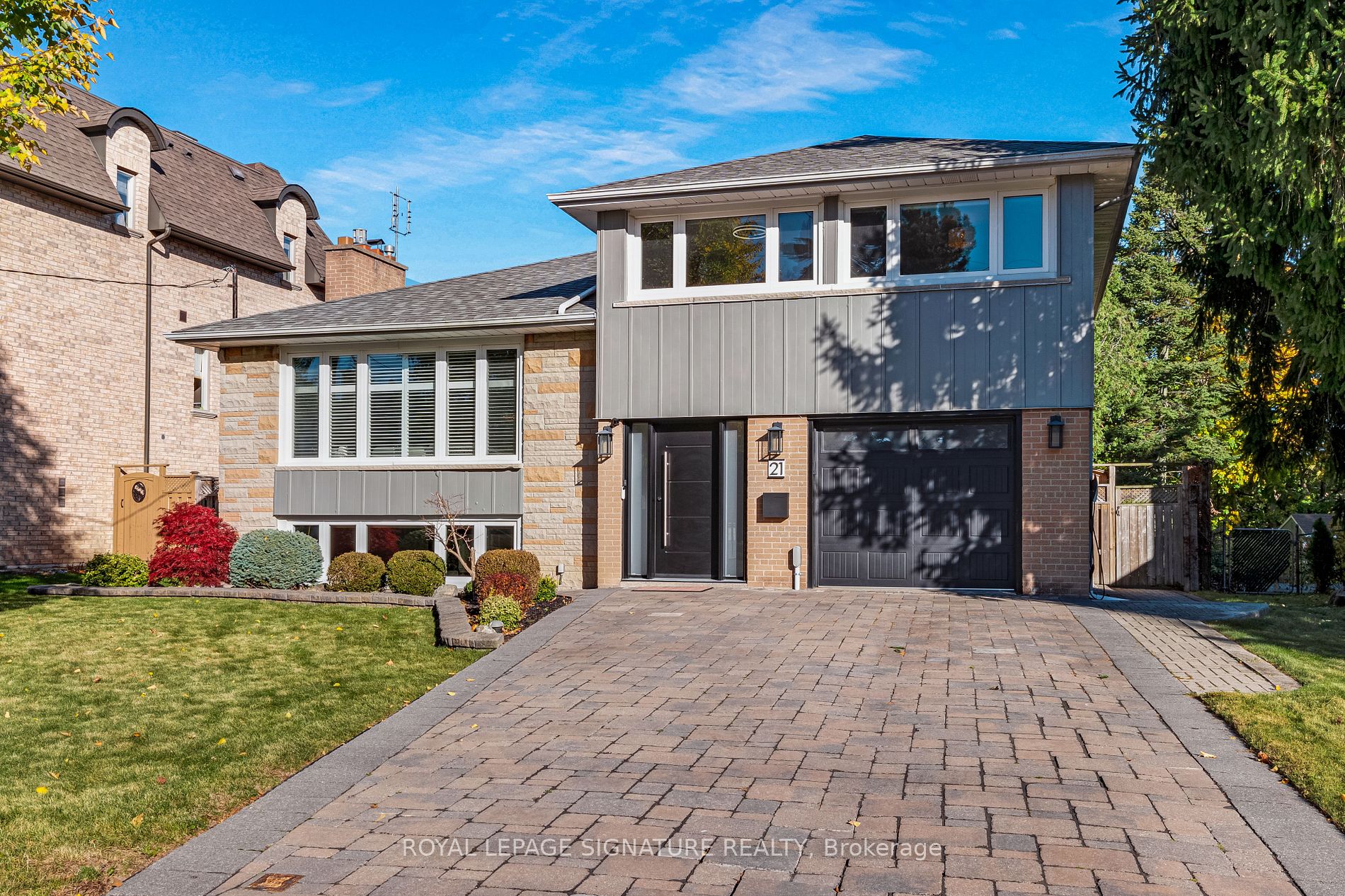 21 Page Ave, Toronto, Ontario, Bayview Village