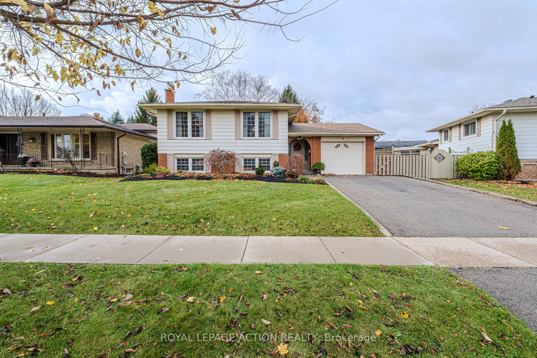 4 Cedarland Dr, Brantford, Ontario, 