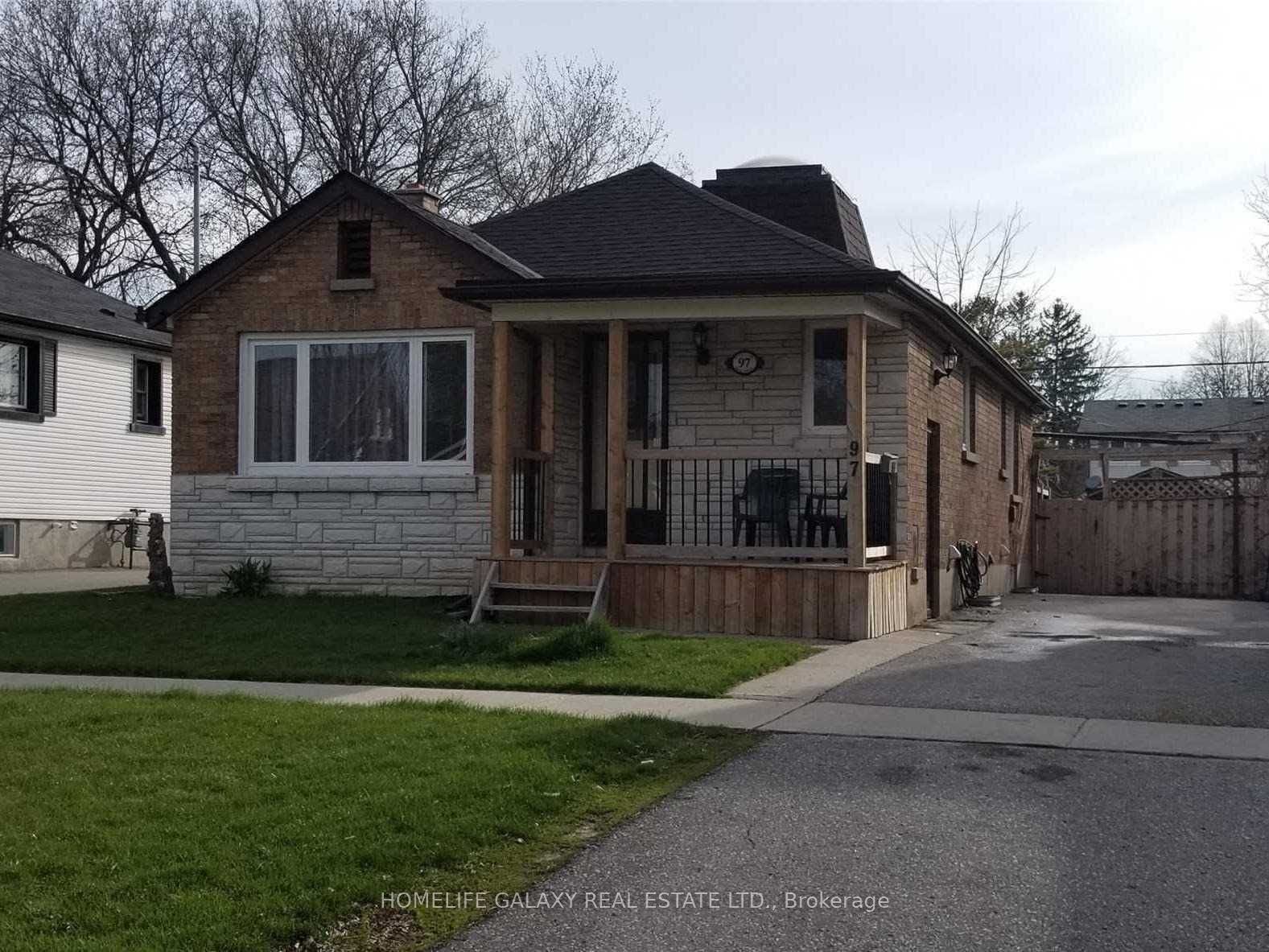 97 Central Park Blvd, Oshawa, Ontario, O'Neill