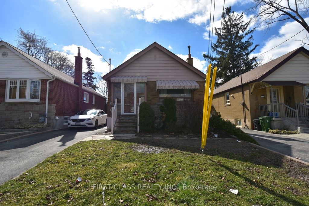 19 Yardley Ave, Toronto, Ontario, O'Connor-Parkview