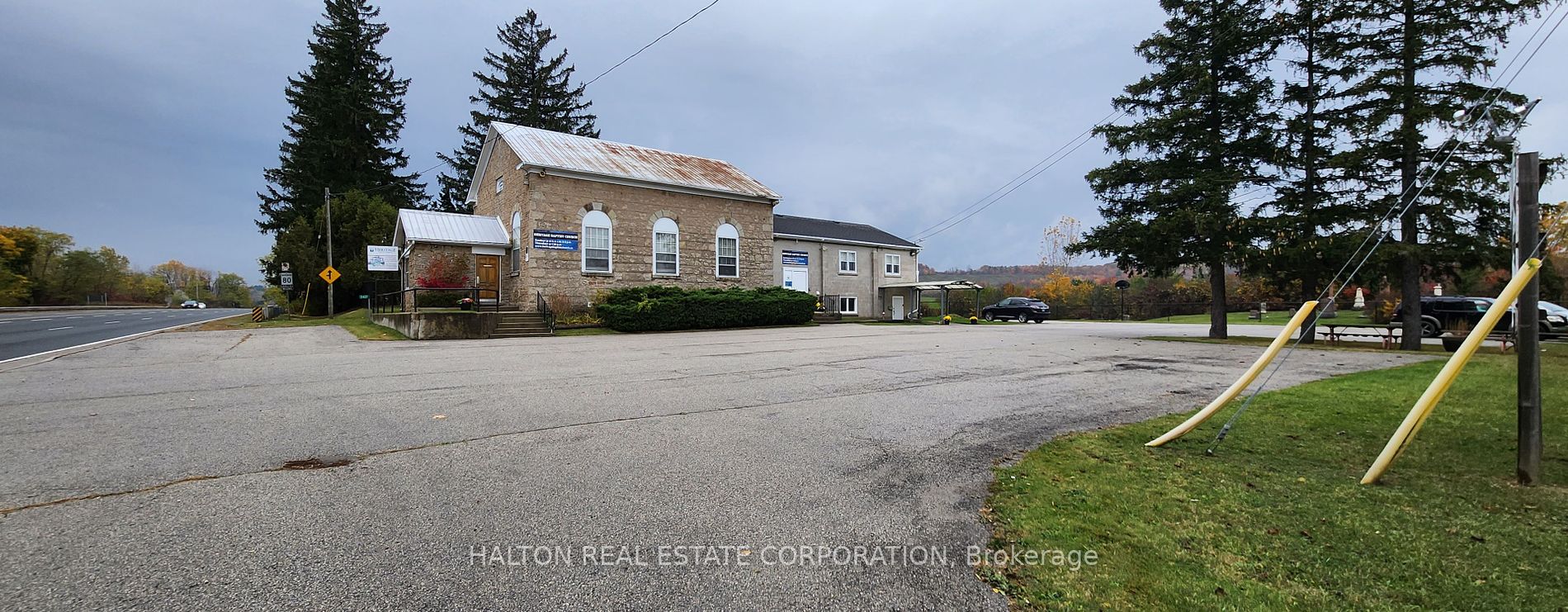 2437 Dundas St, Burlington, Ontario, Rural Burlington