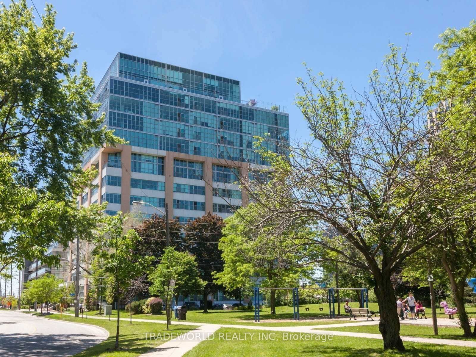 2 Fieldway Rd, Toronto, Ontario, Islington-City Centre West