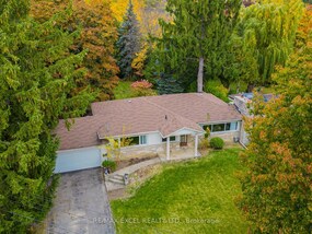106 Cedar Brae Boulevard, Toronto, ON