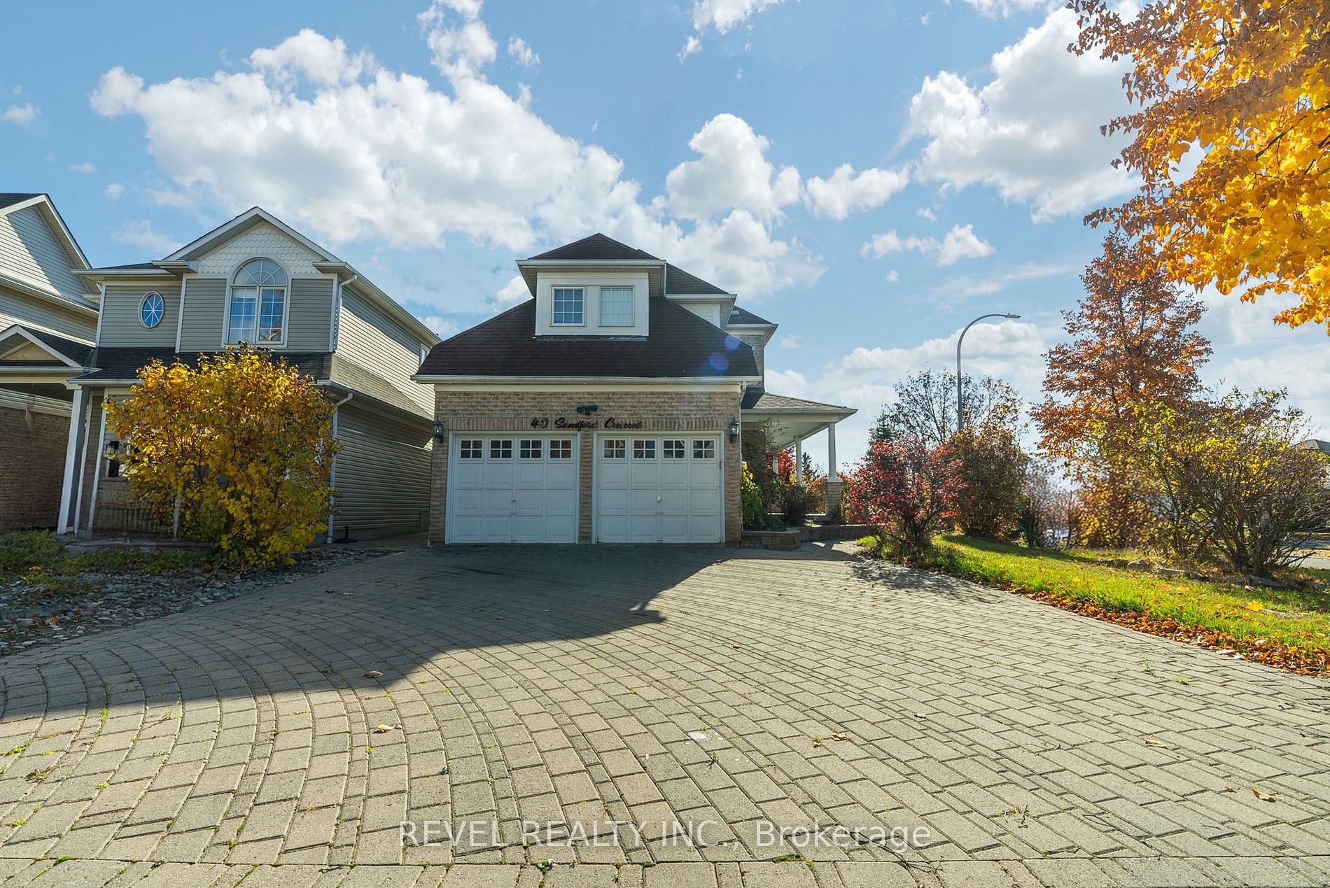 40 Sandford Cres, Whitby, Ontario, Rolling Acres