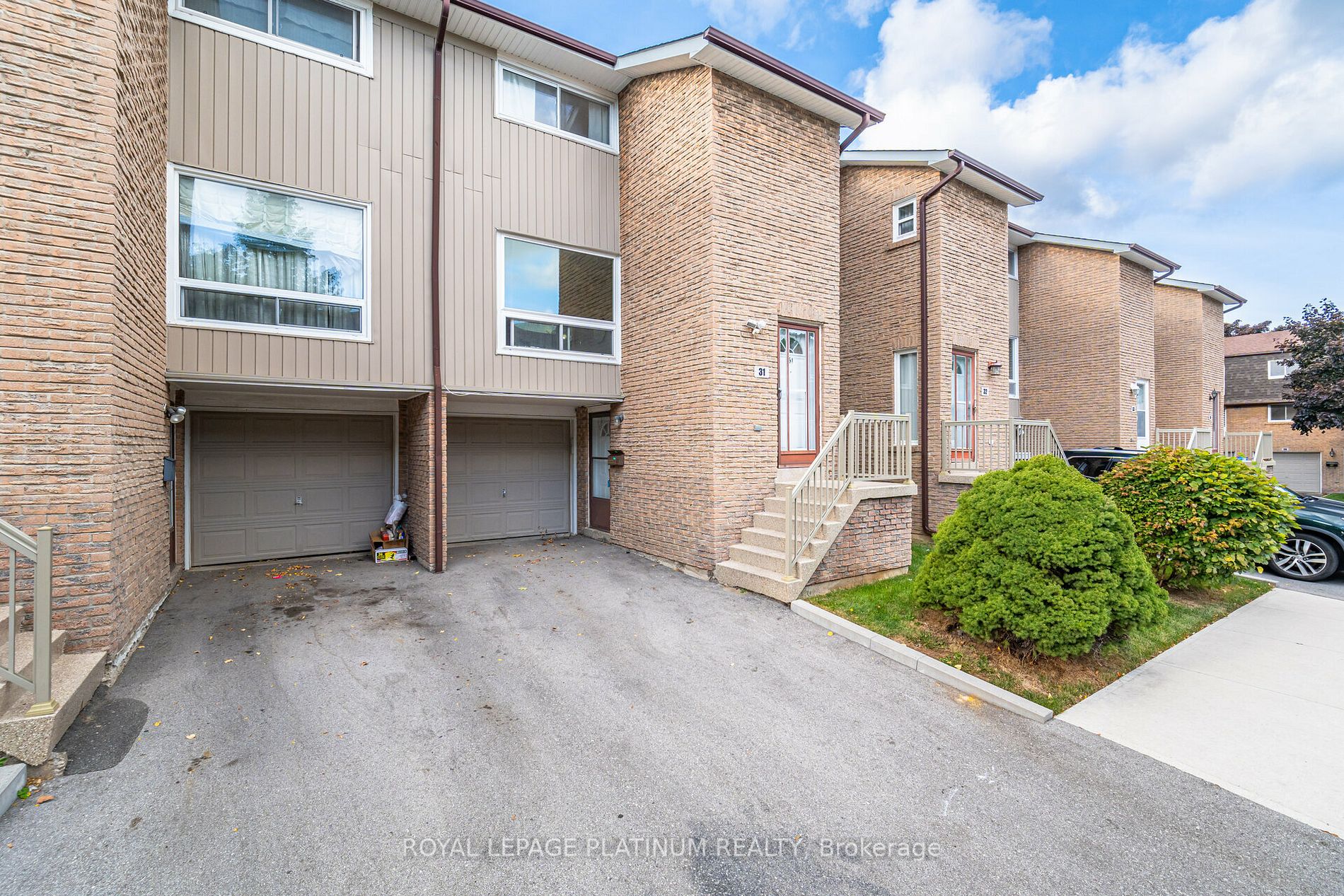 640 Rathburn Rd E, Mississauga, Ontario, Rathwood