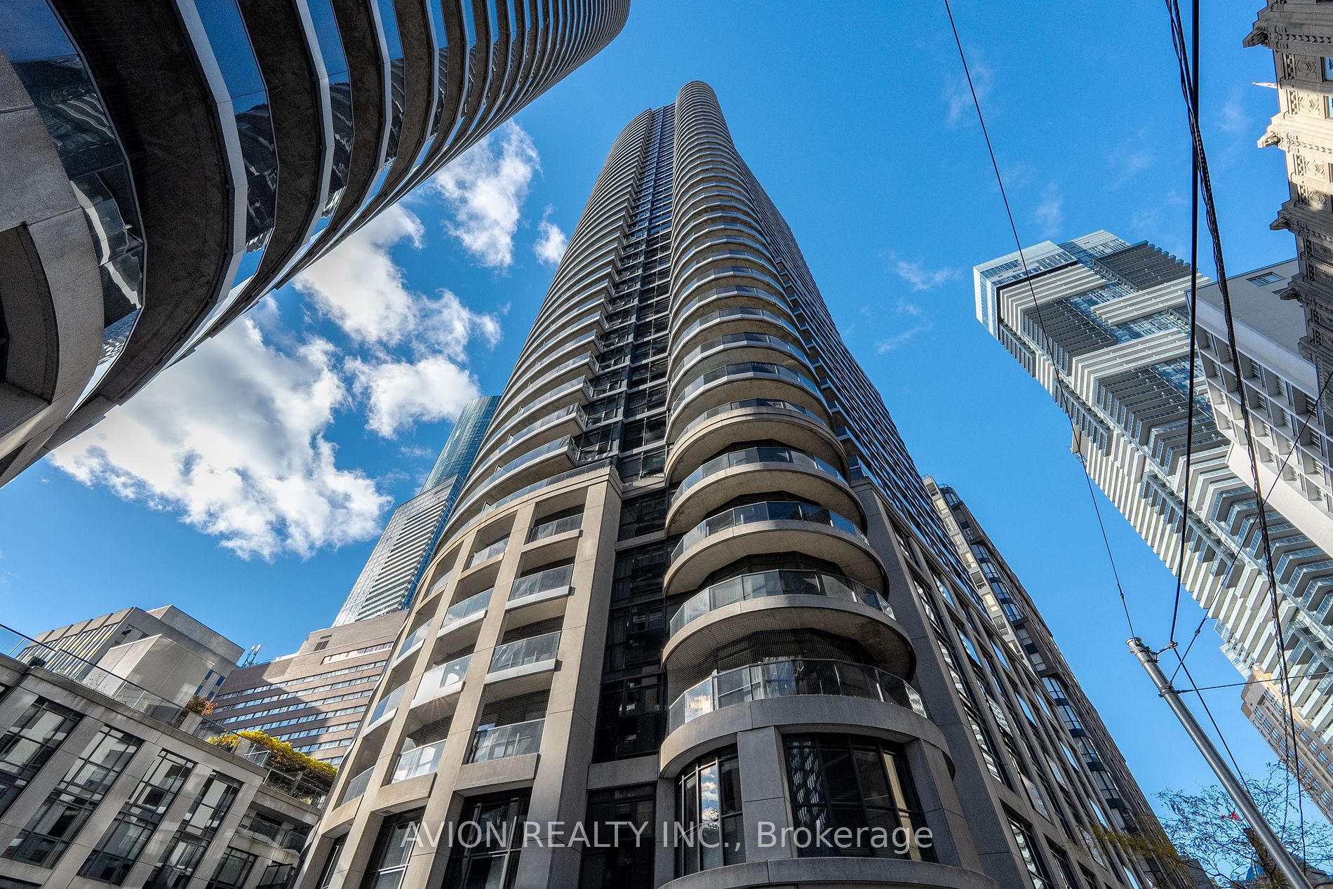 21 Carlton St, Toronto, Ontario, Church-Yonge Corridor