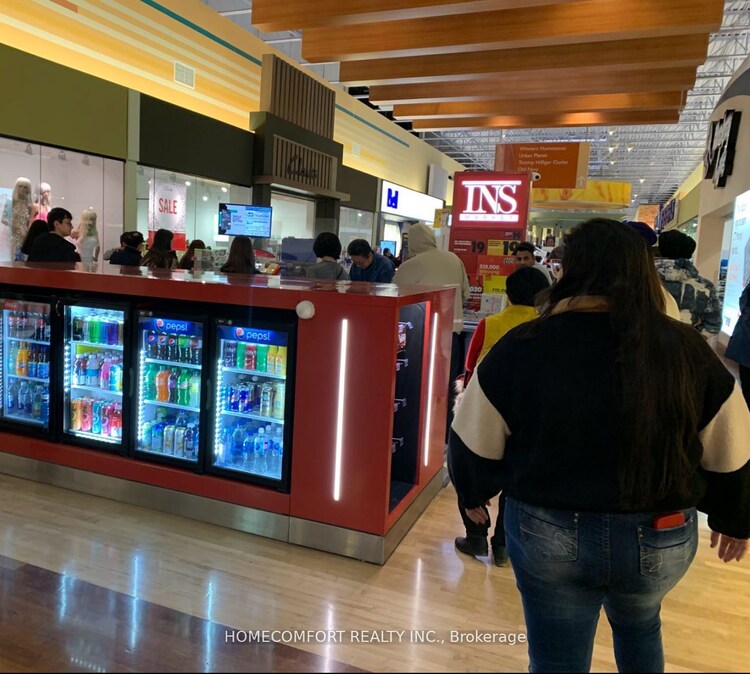 1 Bass Pro Mills Dr N, Vaughan, Ontario, Vellore Village