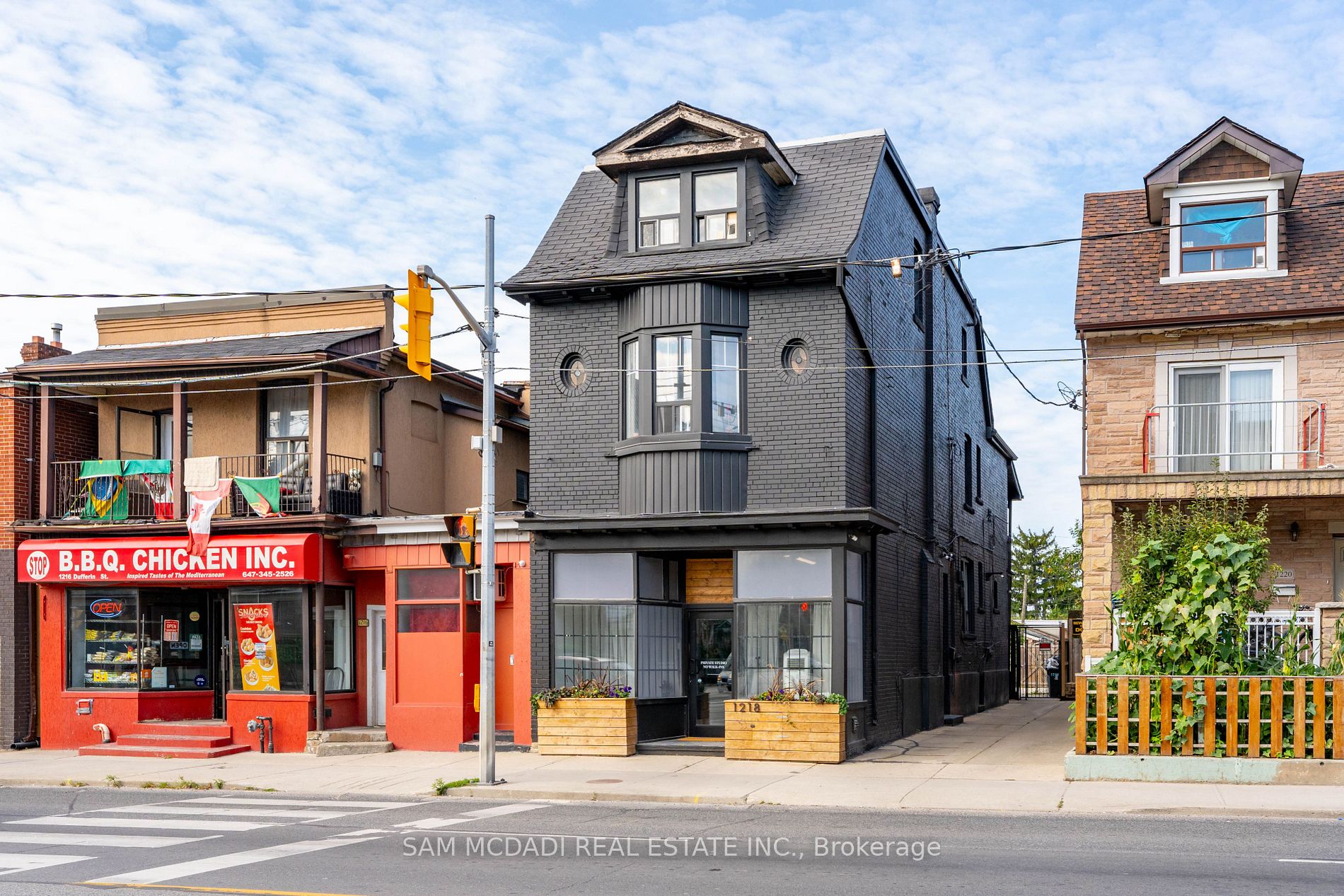 1218 Dufferin St, Toronto, Ontario, Dovercourt-Wallace Emerson-Junction