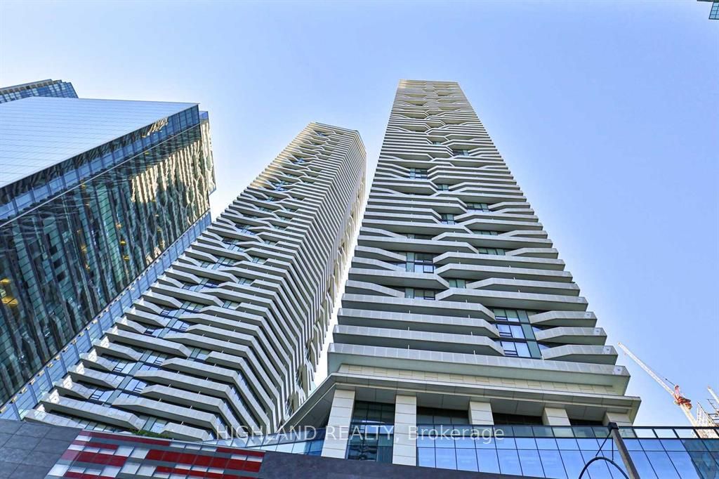 88 Harbour St, Toronto, Ontario, Waterfront Communities C1