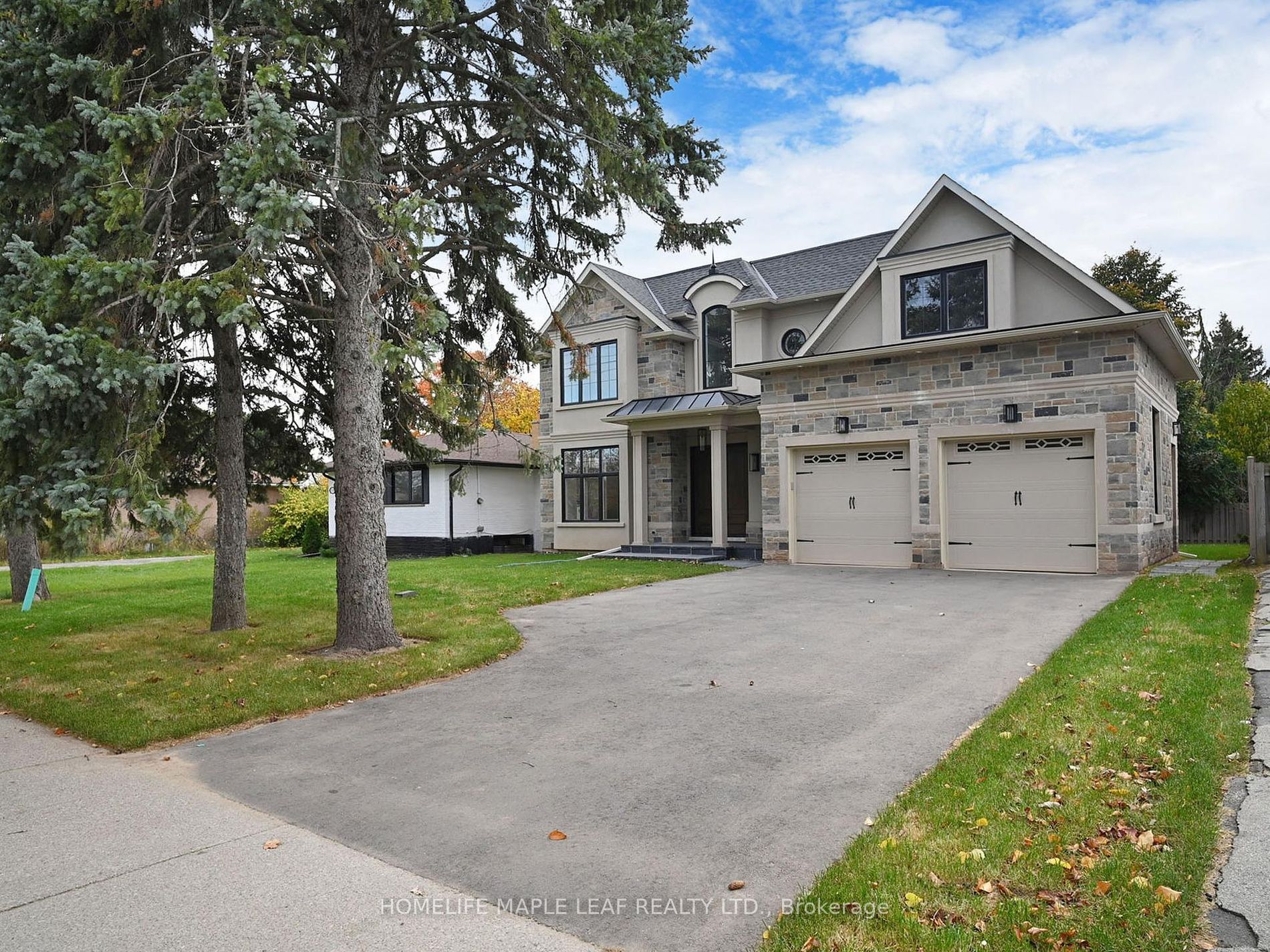 522 Third Line W, Oakville, Ontario, Bronte West