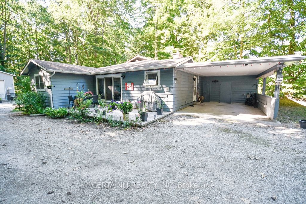 223 Ontario St S, Lambton Shores, Ontario, Grand Bend