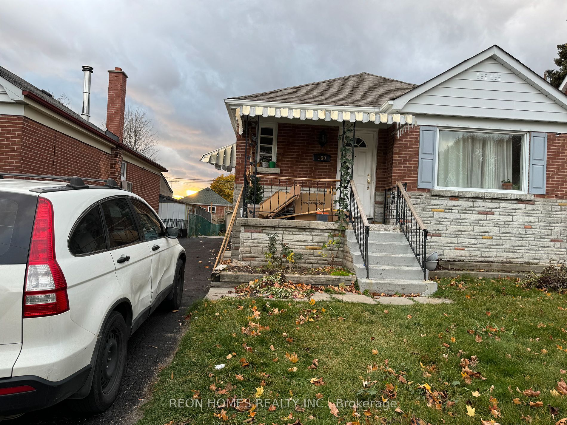 160 Highland Ave, Oshawa, Ontario, Central