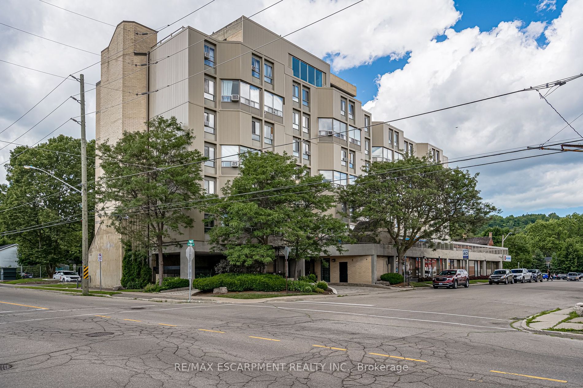 10 John St, Hamilton, Ontario, Dundas