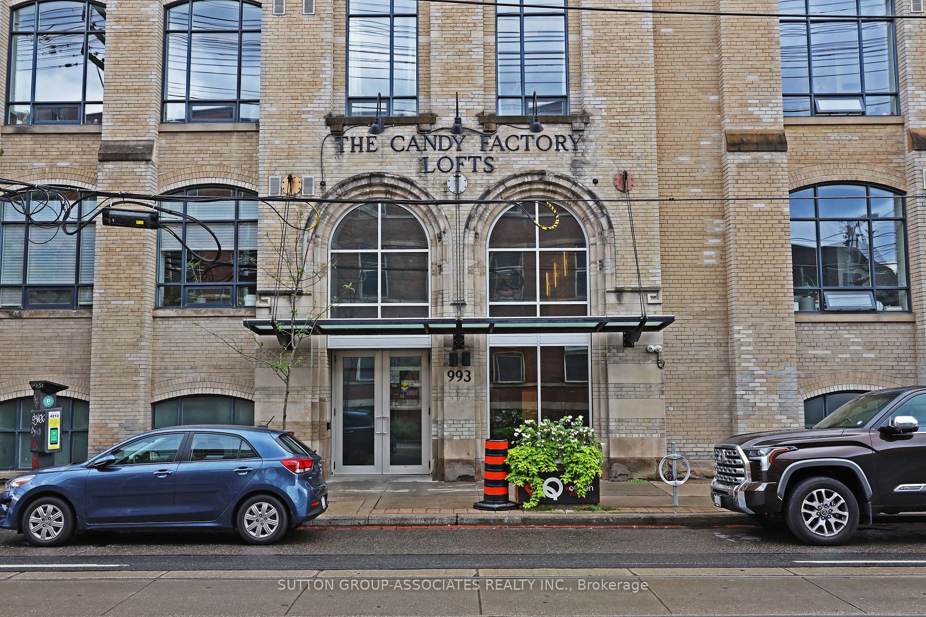 993 Queen St W, Toronto, Ontario, Niagara