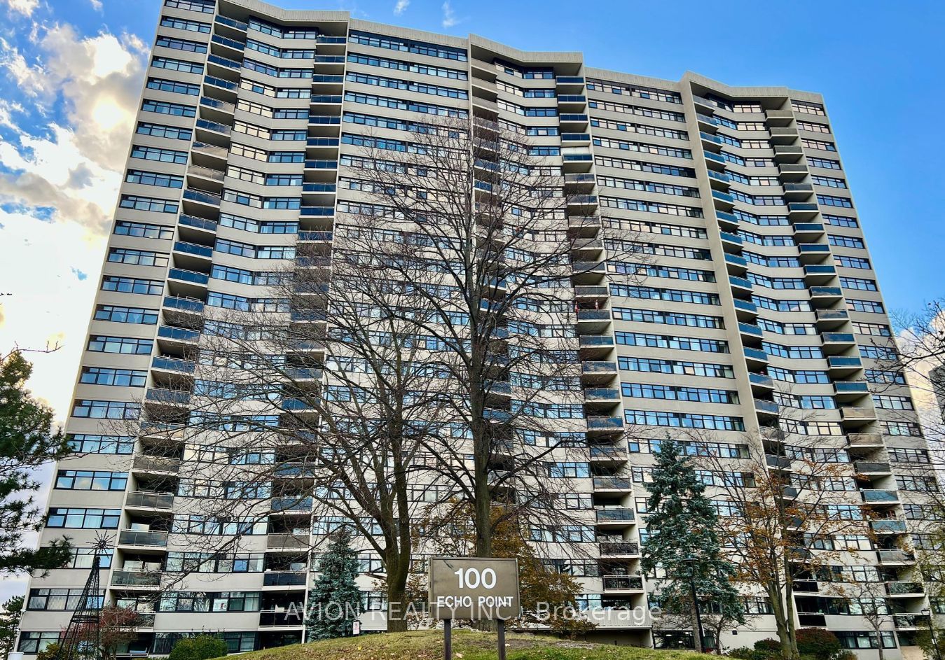 100 Echo Pt, Toronto, Ontario, L'Amoreaux