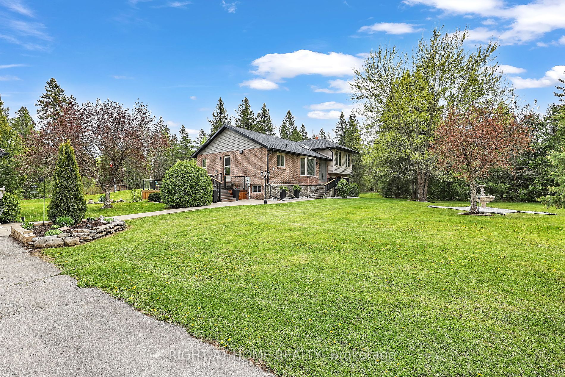 119 Sturgeon Glen Rd, Kawartha Lakes, Ontario, Fenelon Falls