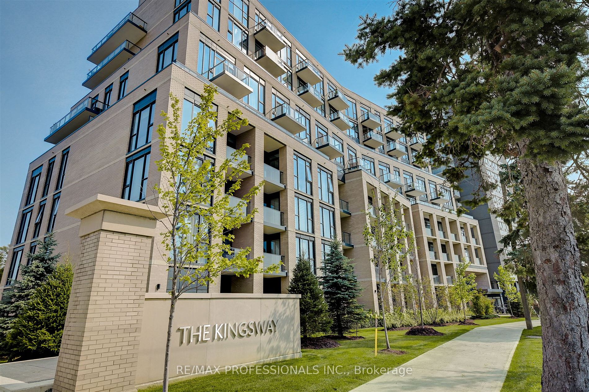 293 The Kingsway, Toronto, Ontario, Edenbridge-Humber Valley