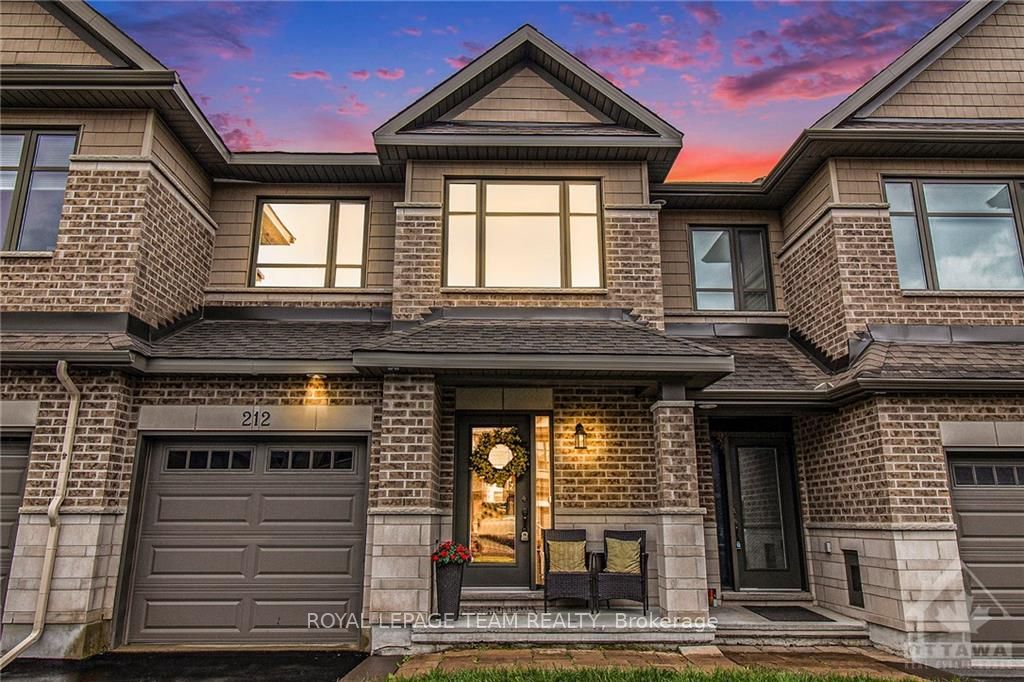 212 PURCHASE Cres, Stittsville - Munster - Richmond, Ontario, 8203 - Stittsville (South)