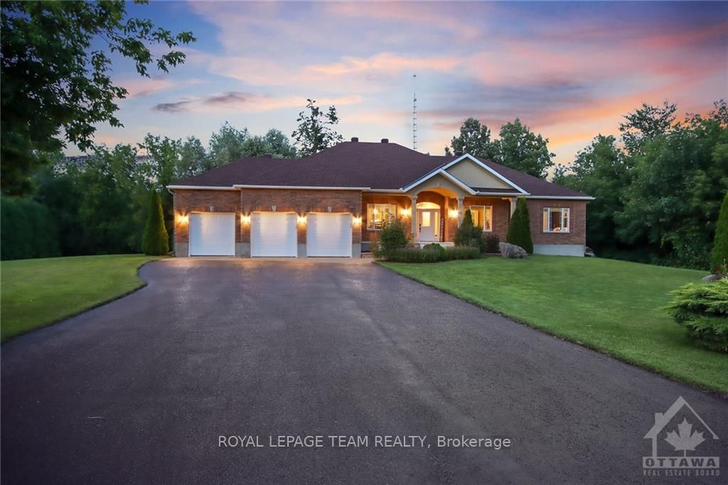 2539 KEARNS Way, Greely - Metcalfe - Osgoode - Vernon and Area, Ontario, 1605 - Osgoode Twp North of Reg Rd 6