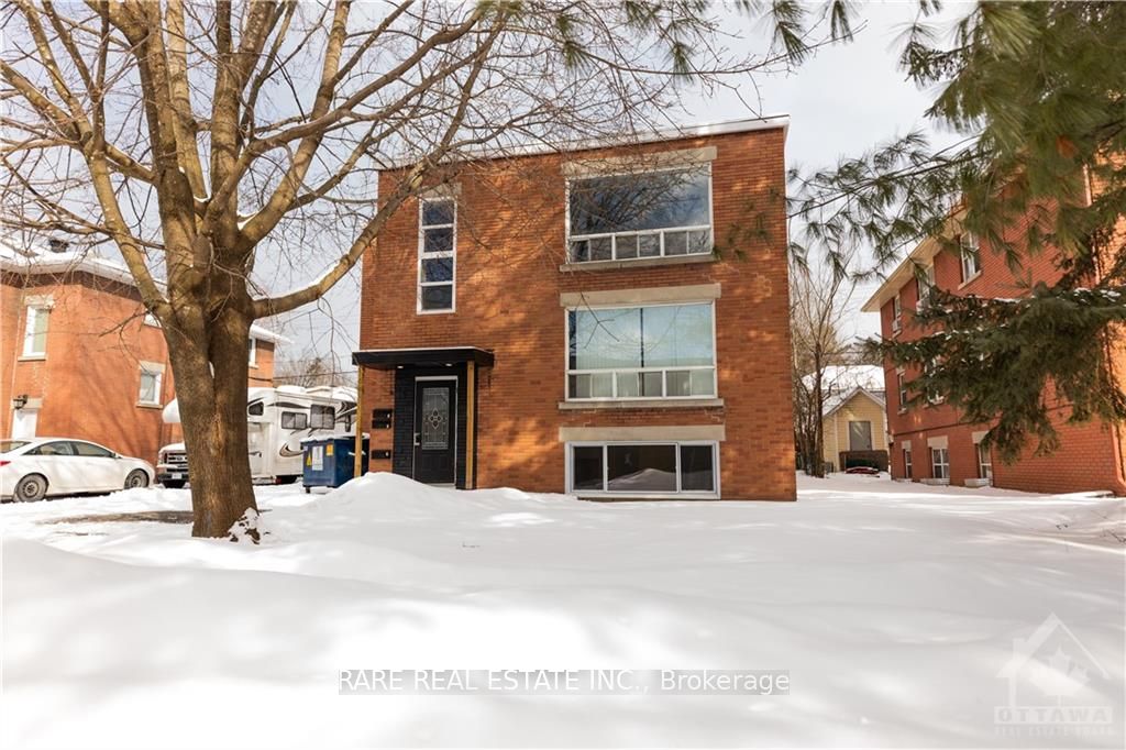 403 PEACH TREE Lane, Manor Park - Cardinal Glen and Area, Ontario, 3103 - Viscount Alexander Park