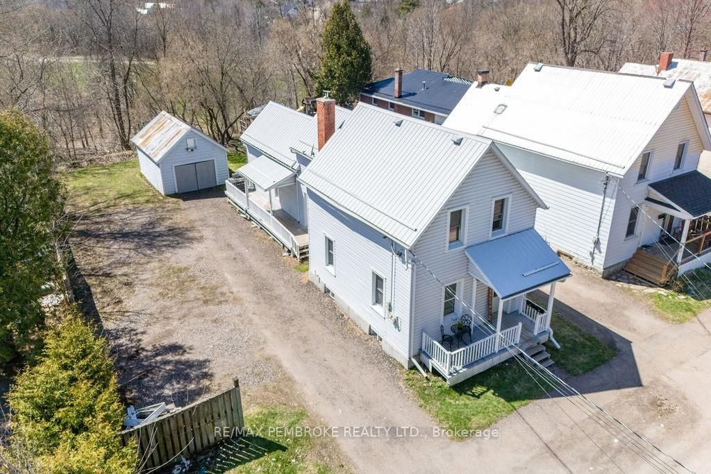 414 MOFFAT St, Pembroke, Ontario, 530 - Pembroke